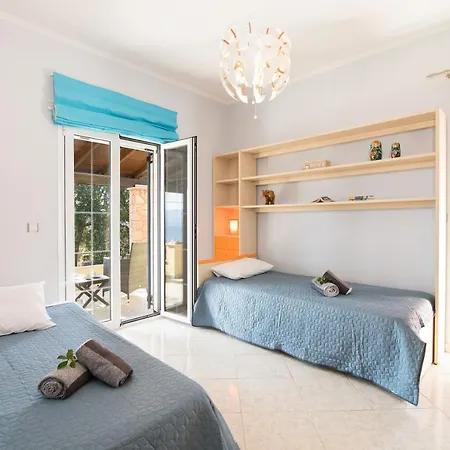 Sea View Estate Helios بيراما