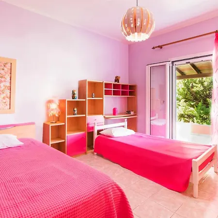 Sea View Estate Helios * بيراما
