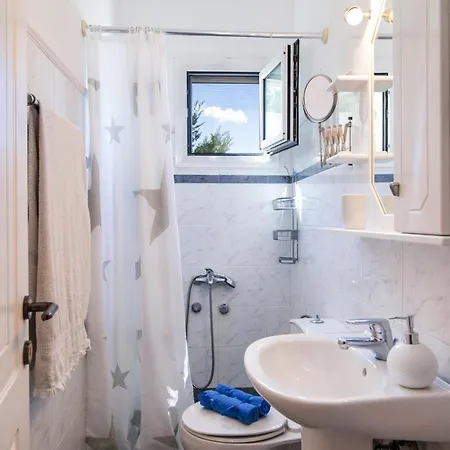 فيلة Sea View Estate Helios *