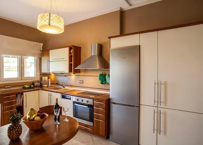 Sea View Estate Helios * Πέραμα