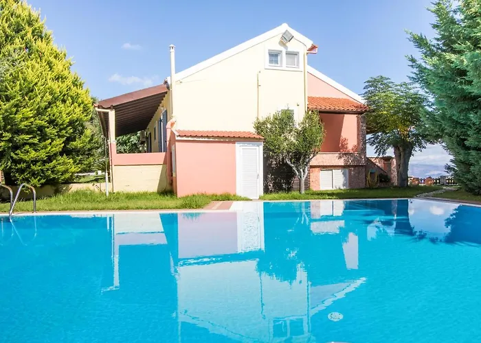 Sea View Estate Helios * 페라마