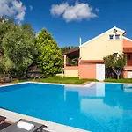 Sea View Estate Helios بيراما